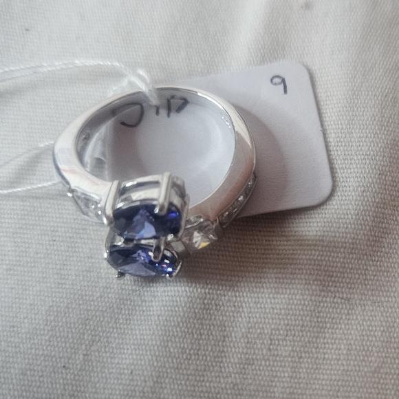 Purple Blue Cubic Zirconia Pass Through 925 Stamped Ring Sz 9 NWT Gift For Her - Picture 2 of 2